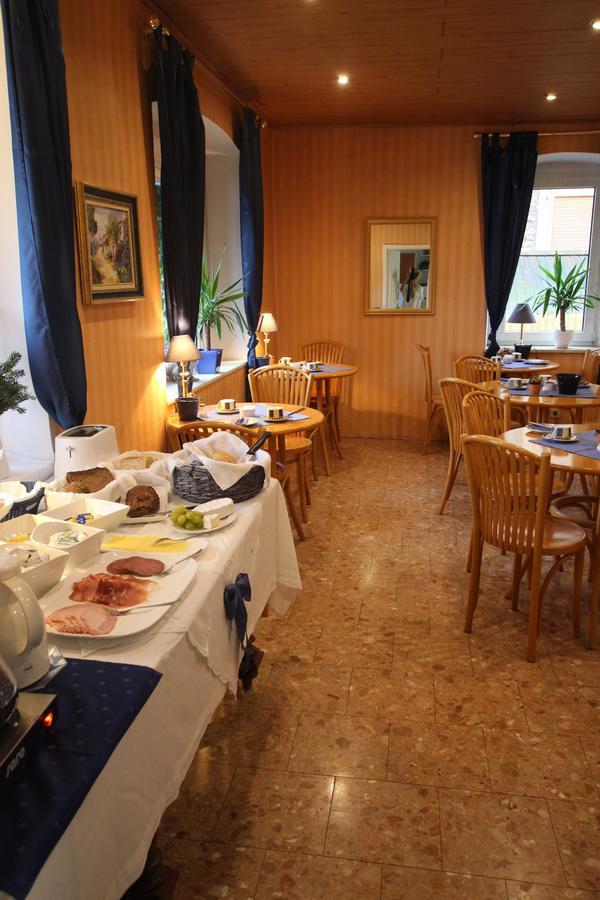 Hotel Pelikan Kitzingen Εξωτερικό φωτογραφία